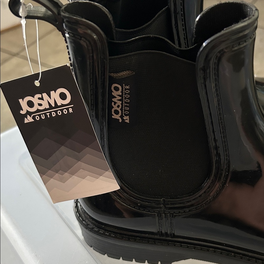 Josmo Glossy Black Outdoor Boots